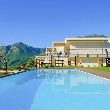 Costa Blu - Pool And Terrace Overlooking The Lejlighed *